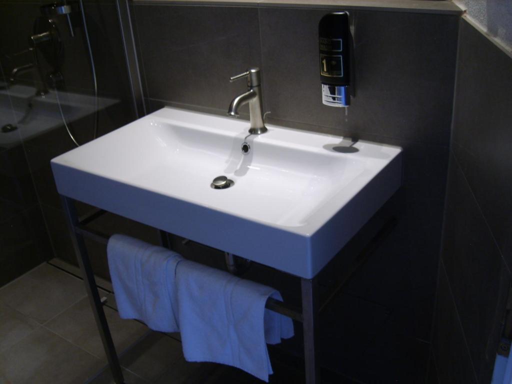 Hotel Schnookeloch Heidelberg Rom bilde